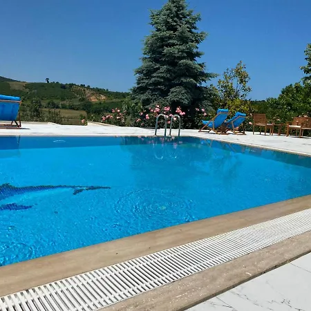 Megara Villa *